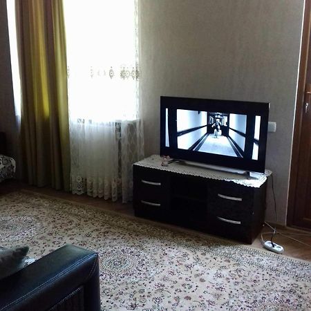 Hotel Family Hotel Chiatura ภายนอก รูปภาพ