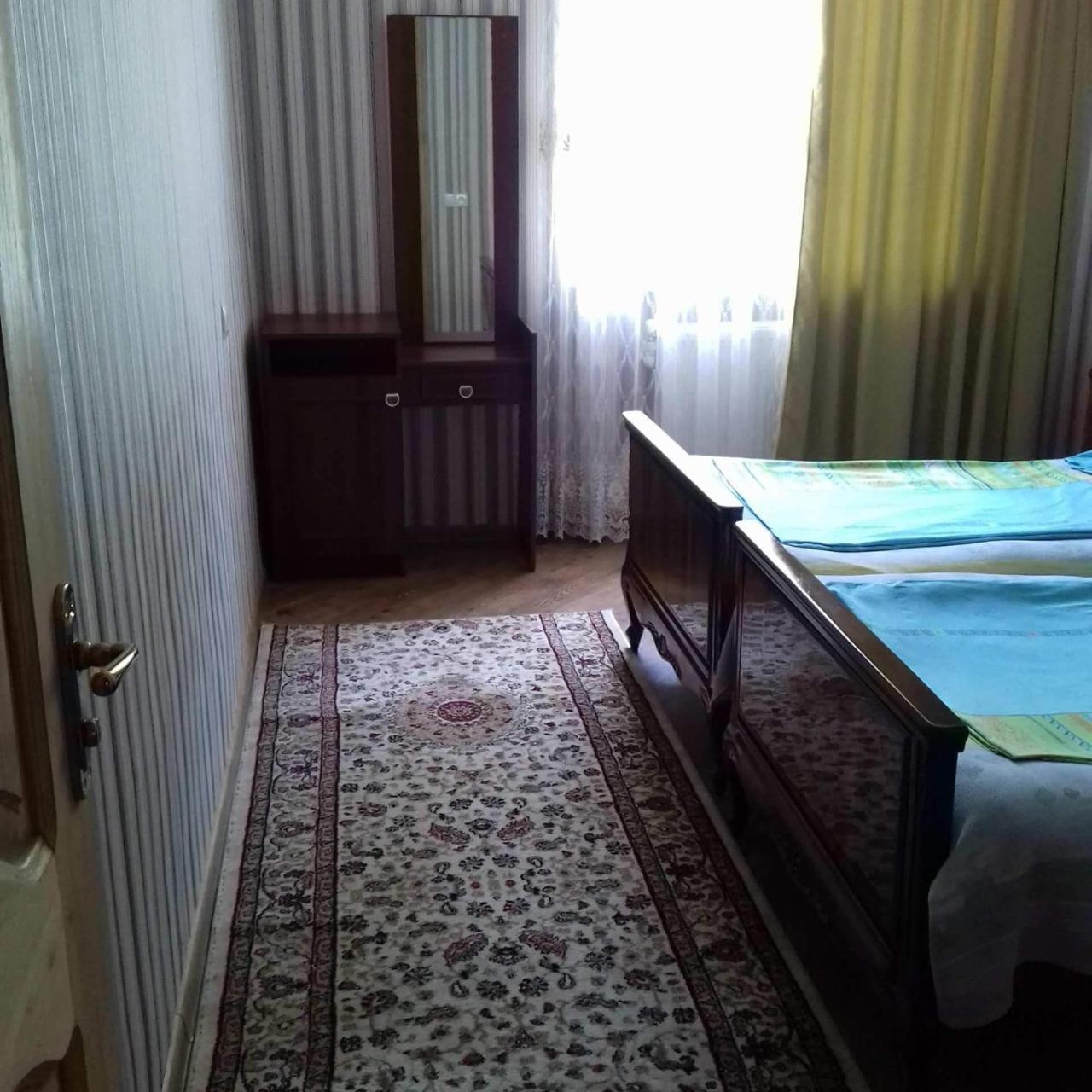 Hotel Family Hotel Chiatura ภายนอก รูปภาพ