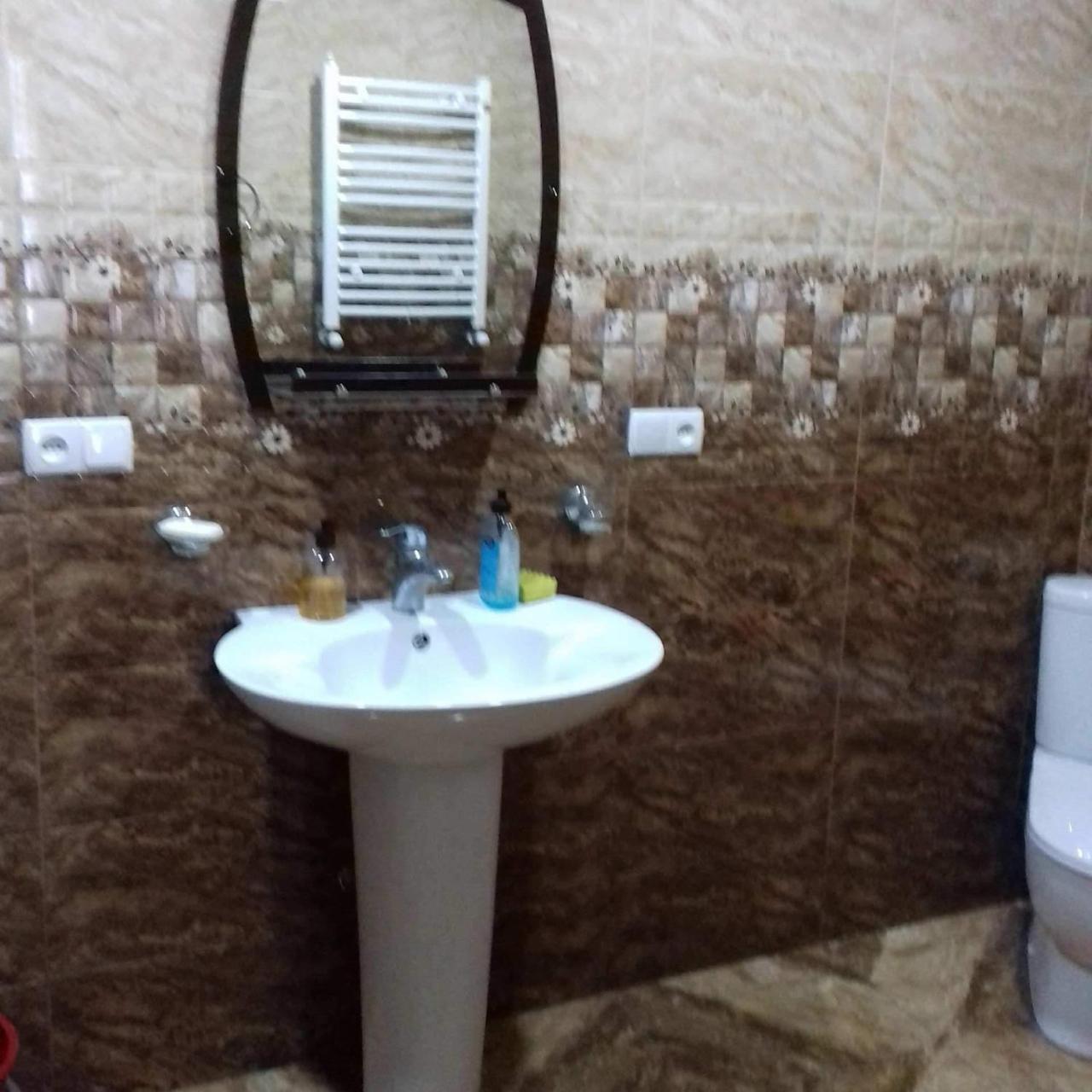 Hotel Family Hotel Chiatura ภายนอก รูปภาพ